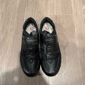 Shimano Cycling Shoes with SPD Cleats